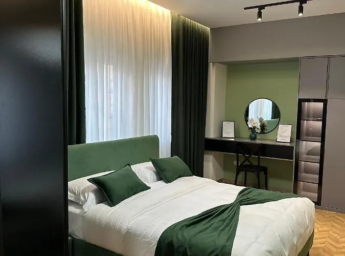 Delux 101 * 地拉那